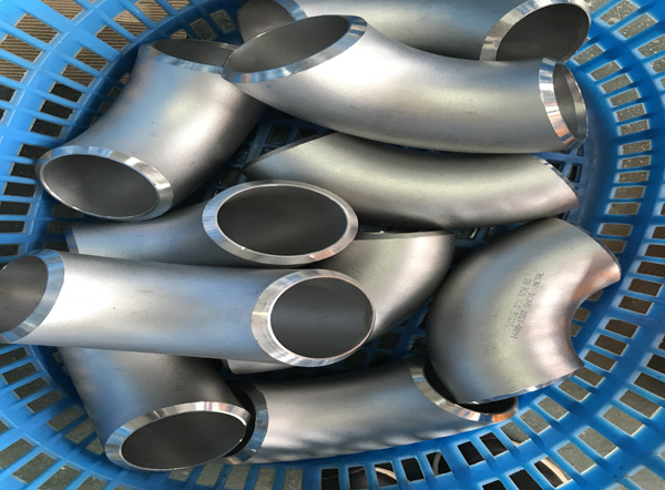 WP304 seamless butt stainless steel pipe fitting 