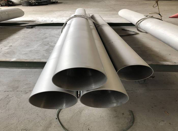 Thin wall stainless steel seamless pipe
